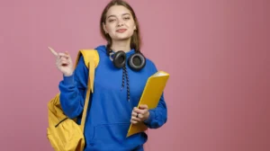 Що означає ім’я Вікторія: походження, символіка перемоги та популярність в Україні