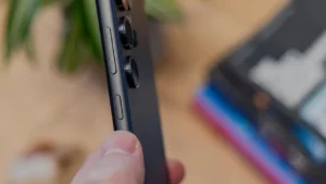 Як перезавантажити телефон: повна інструкція для Android і iPhone