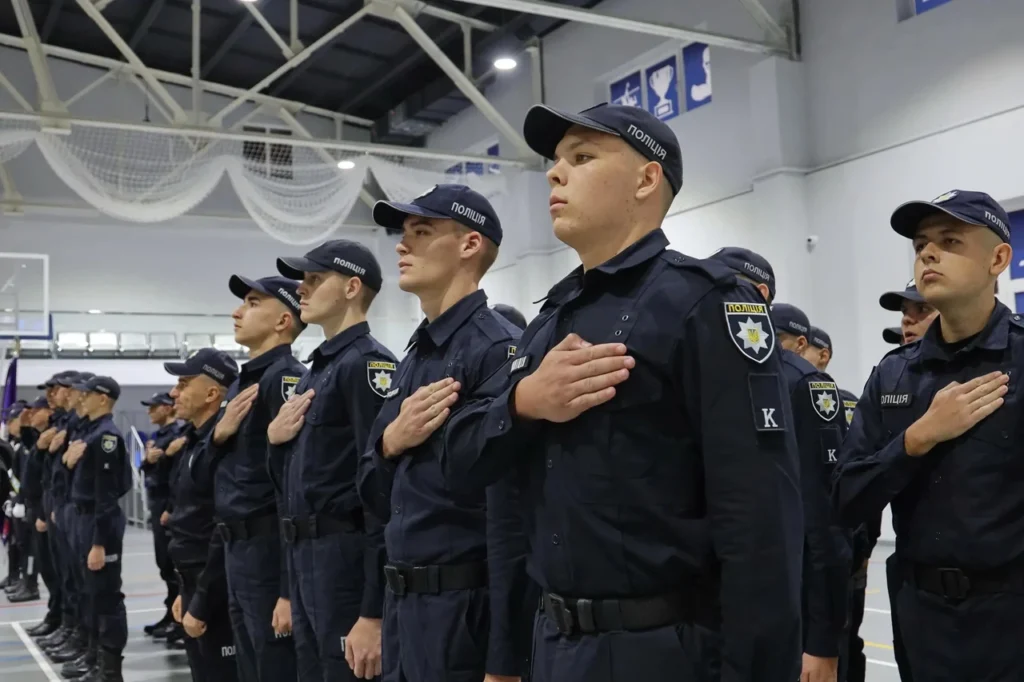 Привітання з днем поліції: щирі слова та традиції