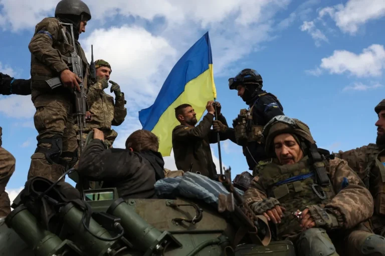 Привітання з днем сержанта ЗСУ: щирі слова подяки тим, хто тримає фронт