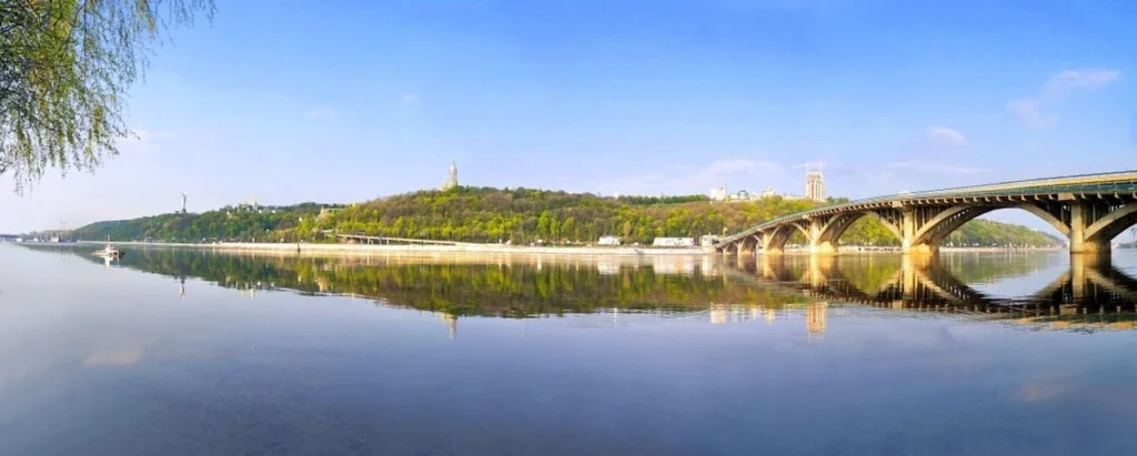 Річка Дніпро цікаві факти: велична артерія України