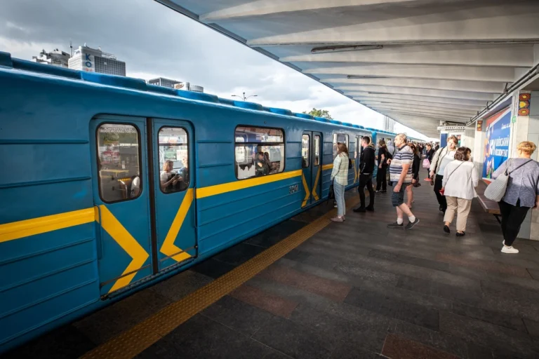 Скільки коштує метро в Києві у 2026 році
