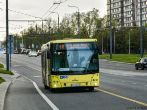 10 автобус Львів: від вокзалу до King Cross