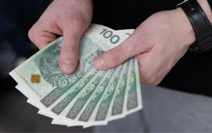 Минимальная зарплата в Польше: сколько реально получают в 2026 году