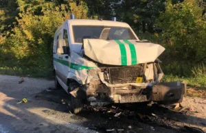 На Львівщині зіткнулися Mercedes і Fiat: семеро травмовані