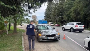 На Львівщині судитимуть керівника фонду через 17 авто для ЗСУ