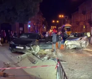 Нічна ДТП у центрі Львова: водій був п’яний
