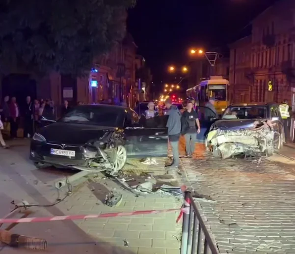 Нічна ДТП у центрі Львова: водій був п’яний