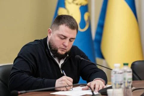 В.о. голови Львівської облради в серпні отримав понад 23 тис. грн